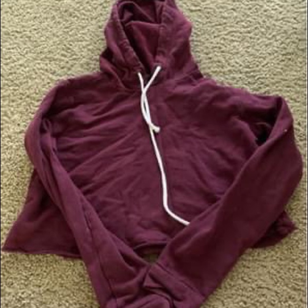 Maroon cropped hoodie